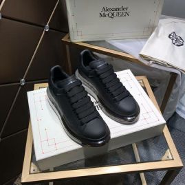Picture of Alexander McQueen Shoes Men _SKUfw70621630fw